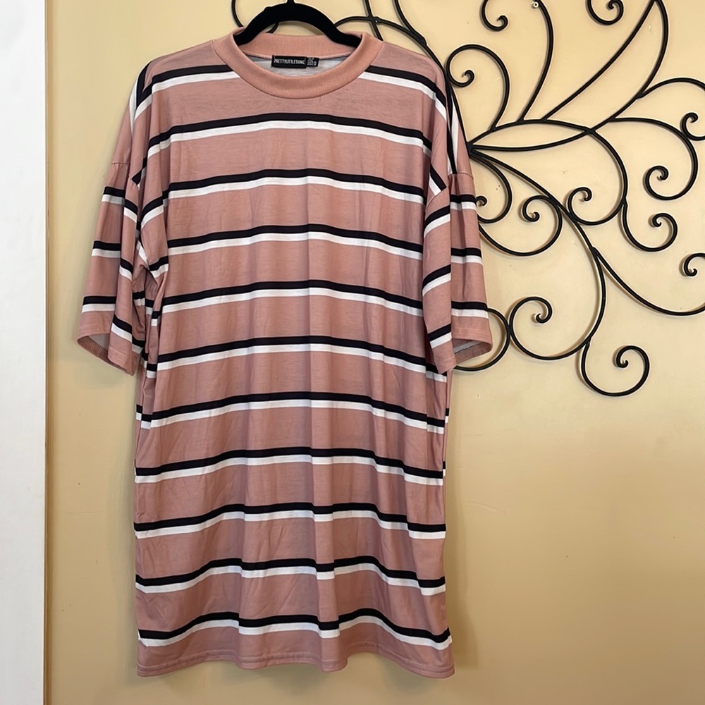 PrettyLittleThing Over Sized Striped T-Shirt Dress - Size 6